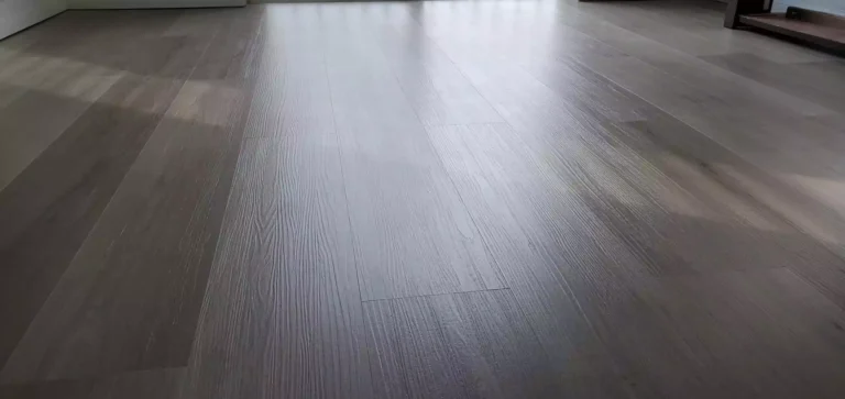 vinyl-flooring-installation-9