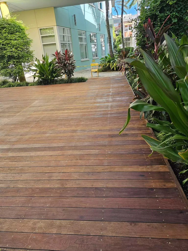 20231108-095144-671ca66fac460